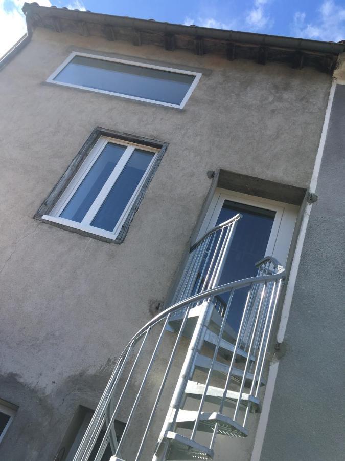 Sejour Chez L'Habitant Homestay Fougax-et-Barrineuf Exterior foto